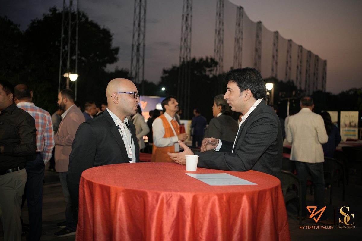 Founder and investor in conversation at an MSV Edition